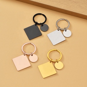 Porte-clés <span class=keywords><strong>en</strong></span> acier inoxydable à graver sur mesure Porte-clés <span class=keywords><strong>en</strong></span> métal tendance Logo laser <span class=keywords><strong>en</strong></span> or rose <span class=keywords><strong>argent</strong></span>é de forme circulaire carrée - Product Image 1
