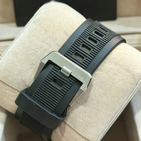Montre mécanique étanche pour homme, vente chaude, boîtier carré en acier inoxydable de 42 mm, 300 m de résistance à l'eau, bracelet en caoutchouc