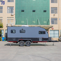 Camping-car porte-équipements CAMPTRL avec porte-rampe, espace garage pour VTT et moto, et espace de vie complet