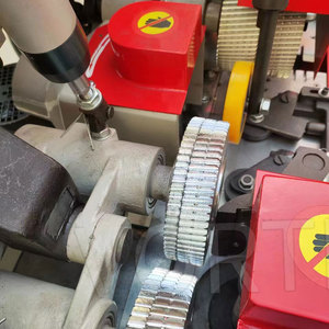 MB4016D raboteuse d'épaisseur de bois 6 broches 6 têtes mouleur à quatre côtés pour la fabrication de sols - Product Image 4