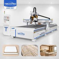 Scie multi-angles, routeur CNC, machine de découpe CNC ATC 3 axes pour usine de meubles sur mesure