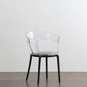 Chaise de restaurant moderne minimaliste entièrement en plastique, couleur ambre transparente, gris fumé, légère, chaise de salle à manger - Product Image 1