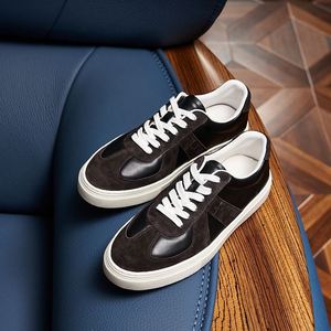 Baskets pour hommes en cuir, style allemand, respirantes, légères, pour le bureau et la carrière, rétro, polyvalentes, antidérapantes, à bout carré ou pointu - Product Image 3