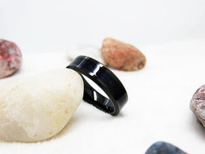 Anello nuziale in tungsteno nero da 6mm con nodo celtico interno blu stile classico per regalo di fidanzamento religioso cristiano - Product Image 4