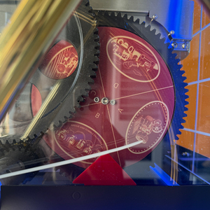 Máquina de prensar monedas de recuerdo personalizadas con manivela, con 1 año de garantía y soporte en inglés para sitios turísticos y museos - Product Image 2