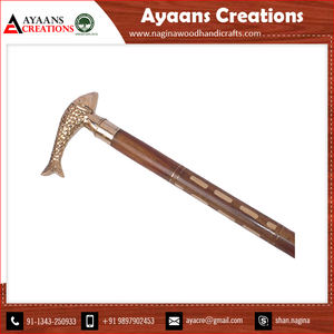 Bastón de madera con mango de latón de diseñador para regalos promocionales y de negocios - Product Image 5