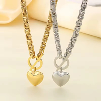 Ensemble de bijoux collier et bracelet en acier inoxydable plaqué or 18 carats en forme de cœur classique pour femmes