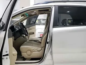 Vente en gros à bas prix <span class=keywords><strong>BYD</strong></span> S6 2018 2019 2020 Essence 2.4 SUV Voiture d'occasion Conduite à gauche 5 places Chine avec garantie d'un an - Product Image 6