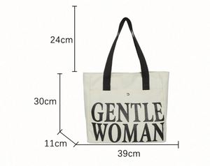 กระเป๋าผ้าแคนวาสพิมพ์ลายสกรีนตัวอักษรสำหรับผู้หญิง ดีไซน์ใหม่ เนื้อผ้ามีเท็กซ์เจอร์  แบบลำลอง คลาสสิก สะพายไหล่ มีซิป เหมาะสำหรับการเดินทาง หรือเป็นของขวัญ - Product Image 5