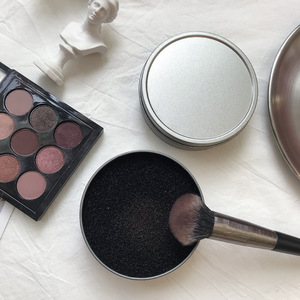 Boîte de nettoyage portable tendance pour pinceaux de maquillage, outil de nettoyage à sec pour éponges, étui de nettoyage rapide pour pinceaux à paupières, sans lavage, personnalisable - Product Image 2