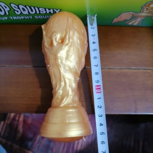 Nuevo éxito de ventas: Juguete antiestrés de silicona de rebote lento con forma del Trofeo Jules <span class=keywords><strong>Rimet</strong></span>, adorable y adorable, artículo transfronterizo. - Product Image 4