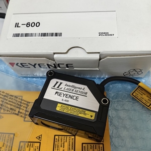Capteur de déplacement laser CMOS KEYENCE IL-600 Série IL Distance de référence 600 mm Répétabilité 50 m Indice de protection IP67 IL 600 - Product Image 2