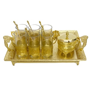 Tasse à café en verre avec cadre en métal, style turc et saoudien, avec pot à thé et plateau - Product Image 1