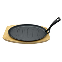 Vente en gros de poêles à fajita en fonte à fond plat avec poignée et assiette en bois