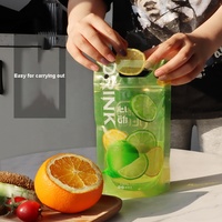 Poches à Boissons Biodégradables Transparente Clair pour Jus de Fruits et Boissons type Sang de Vampire, avec Pailles, Logo et Fermeture Ziplock, Format Doypack