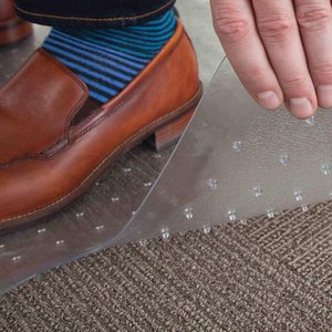 Tapis de chaise transparent en PVC avec liseré antidérapant à picots, protection de sol moderne pour la maison et tapis de moquette - Product Image 1