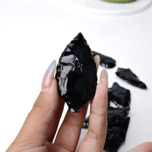 Adorno de punta de flecha de obsidiana tallada a mano, estilo bohemio, pulido, de alta calidad, tendencia de moda, piedra de cristal curativa, venta al por mayor - Product Image 2