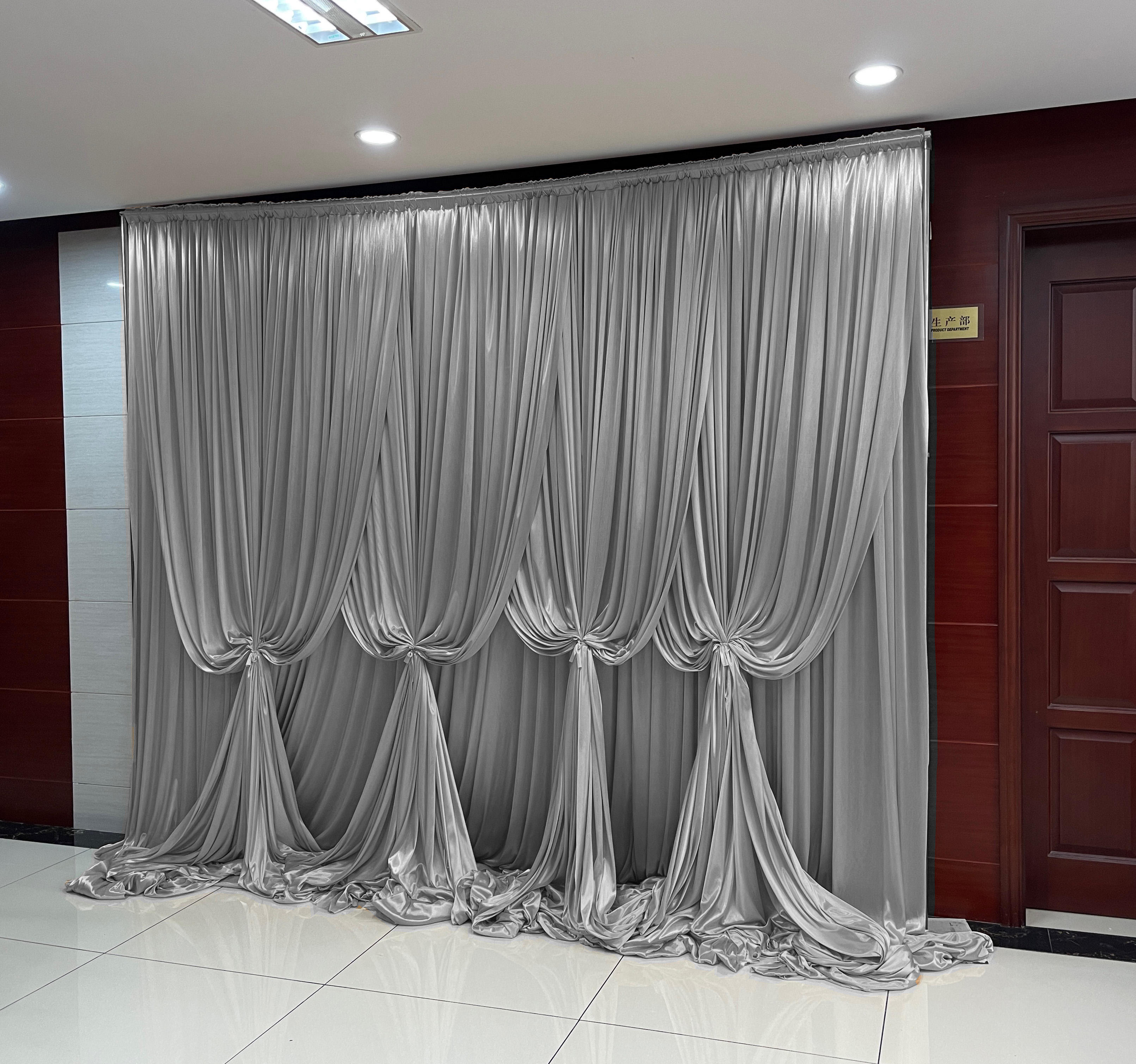 สีเทาเข้ม