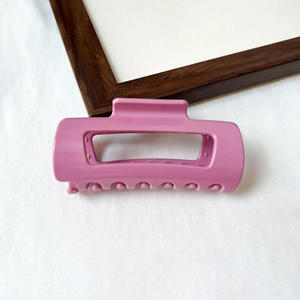 女性用,大きな長方形の正方形の三角形の大きなヘアクランプ傷防止柔軟なゴム製 - Product Image 2
