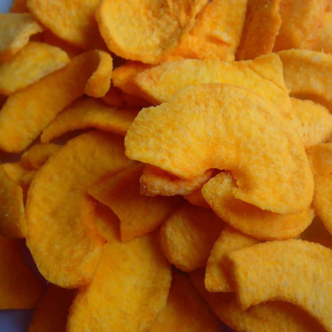 Großhandel Vakuum gebratene Früchte Chip gesunde Snack knusprige gelbe Pfirsichs ch eiben Snacks