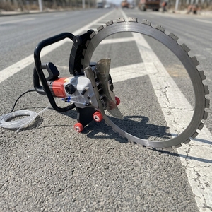 Ultimo Modello Serian di Sega Circolare Elettrica per Taglio Calcestruzzo con Lama da 300mm di Profondità Massima di Taglio - Product Image 1