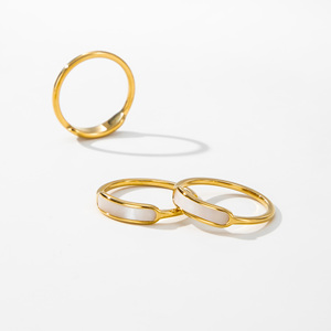 Anillo de Barra Rectangular con Banda Delicada YF2728, Chapado en Oro de 18K, Acero Inoxidable, Resistente al Agua, Hipoalergénico para <span class=keywords><strong>Mujer</strong></span> - Product Image 5