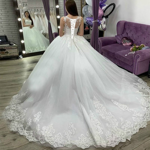 <b>White</b> <b>Lace</b> Applique Ball Gown Wedding Dress Sweetheart Neckline Natural Waist Vintage Style Polyester Fiber 023 - Product Image 2