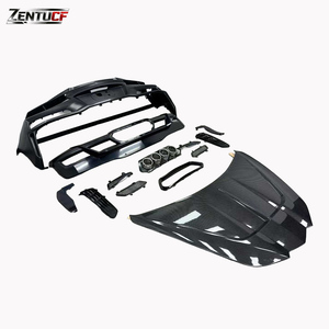 C8 modifié avec des pare-chocs avant et arrière <span class=keywords><strong>de</strong></span> style Z06, un diffuseur arrière et un capot en fibre <span class=keywords><strong>de</strong></span> carbone. Compatible avec la Corvette C8 2020. - Product Image 2