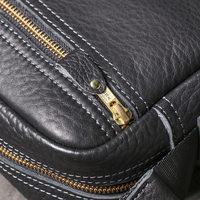 Sac de poitrine minimaliste en cuir véritable pour homme, fermeture éclair, cuir de vachette pleine fleur, petit sac à bandoulière carré, pochette pour téléphone, sac de voyage