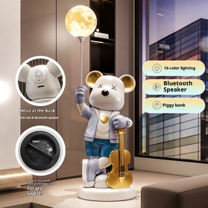 Lampe <span class=keywords><strong>moderne</strong></span> en résine violente ours lune ornements décoratifs pour canapé côté salon hôtel club anniversaire fait à la main - Product Image 3