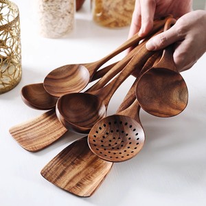 Thaïlande teck cuillère <span class=keywords><strong>de</strong></span> <span class=keywords><strong>cuisine</strong></span> en bois naturel <span class=keywords><strong>cuisine</strong></span> <span class=keywords><strong>vaisselle</strong></span> outil louche tourneur riz passoire soupe écumoire cuillère <span class=keywords><strong>ustensiles</strong></span> - Product Image 6