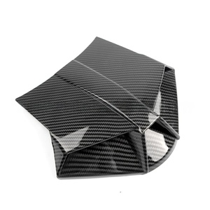 Cubierta Inferior de Luz Trasera para Motocicleta, Compatible con Yamaha NMAX155 LC150, Cubierta Inferior de Luz Trasera Modificada, Patrón de Fibra de Carbono - Product Image 1