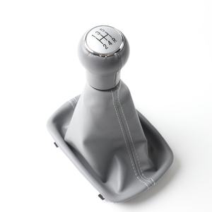 Palanca de estilo de coche de 5 / 6 velocidades, funda de maletero para AUDI A6 C5 <span class=keywords><strong>A4</strong></span> B5 A8 D2 <span class=keywords><strong>1997</strong></span> 1998 1999 2000, perilla de cambio de marchas - Product Image 3