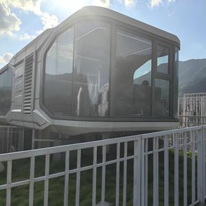 Capsule spatiale Apple Pod au design moderne, mini-maison préfabriquée avec caractéristiques agricoles, présentant une conception de cabane contemporaine - Product Image 5