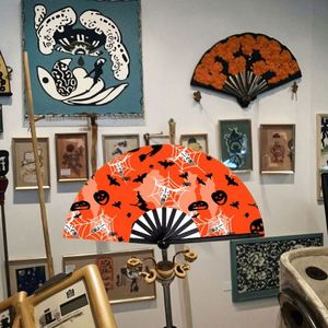 Elegantes Abanicos Plegables de Seda, Estilo Artístico Folclórico, Regalo de Boda, Material de Bambú con Diseño Pintado y Grabado, Nuevo, Personalizado, 33 cm - Product Image 3