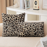Housses de coussin en peluche douce à imprimé léopard, housse de coussin décorative en fausse fourrure à imprimé animal, housse de coussin décorative pour la maison