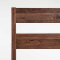 Modernes Design Kingsize-Bettgestell aus massivem Eichen- und Kiefernholz mit Schubladen, hochwertiges Schlafzimmermöbel für den Heimgebrauch.