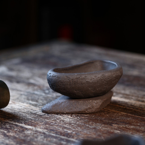 Maceta de Arcilla Morada Hecha a Mano, con Forma Única, Tamaño de Palma, para Bonsái, Inspirada en el Zen, con Apariencia de Piedra Natural - Product Image 4