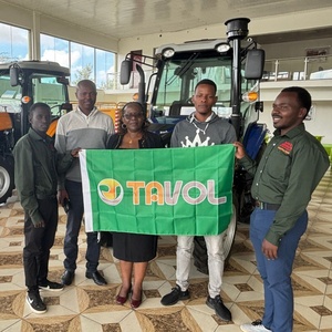 Tracteur agricole 4x4 50 CV Diesel avec remorque, cultivateur rotatif et semoir - Product Image 1