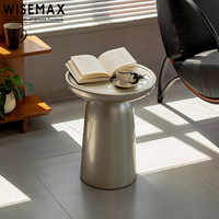 WISEMAX FURNITURE Table basse au design moderne en résine dorée Mobilier contemporain pour la maison Table d'angle pour le salon et l'appartement
