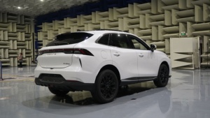 โรงงานตงเฟิงขายรถยนต์ไฟฟ้า Forthing Friday EV SUV พวงมาลัยขวา ระยะทางวิ่ง 500 กม. รถยนต์ไฟฟ้าสำหรับครอบครัว - Product Image 6