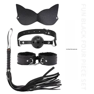 Brinquedos Sexuais SM Conjunto de Máscara de Olho de Gato com Coleira em Quatro Peças, Gag, Chicote, Algemas, Acessórios para Casais, Feito na China - Product Image 5