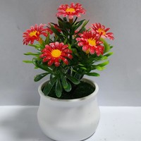 Mini marguerite artificielle en pot, fleur artificielle en plastique, ornement de bureau, décoration intérieure pour la maison et les vitrines
