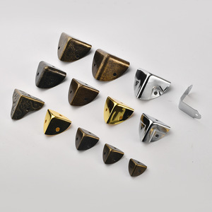Metal <b>Corner</b> <b>Protectors</b> 0.4 3 Mm Thickness Strong Edge Banding Hardware Accessories For Wooden Boxes - Product Image 1