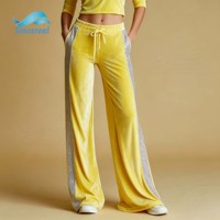 Ensemble de salon en velours personnalisé pour femme, haut à col en V et manches longues, pantalon large à rayures latérales, tenue deux pièces, fabricant OEM ODM