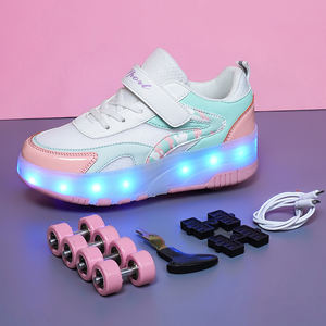 Vente chaude Patinage à roulettes Déformé Chaussures de sport pour enfants Rose LED Patins à roulettes avec <span class=keywords><strong>4</strong></span> <span class=keywords><strong>Roues</strong></span> Poids léger PU Semelle intérieure pour Garçons Filles - Product Image 6