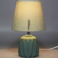 Lampe de table en céramique moderne pour salon, lampe de lecture vintage dorée, lampe de table décorative pour la maison, vente en gros