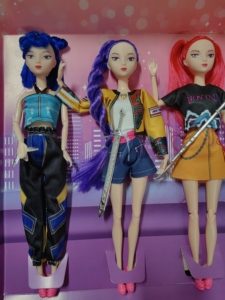 Set Completo de Muñecas del Grupo de Chicas K-Pop Cazadoras de Demonios con Música y Armas, Certificado CPC, Figuras de Película de Juguete - Modelo Lumimi Zoe - Product Image 3