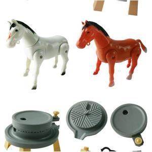 Juguete de plástico con forma de molino de piedra eléctrico que se mueve como un caballo, para niños y jóvenes unisex de 2 a 4 años, origen Guangdong. - Product Image 1