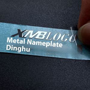Impression UV étanche Logo personnalisé Plaque signalétique Autocollant Tear-Off <span class=keywords><strong>Film</strong></span> Lettrage Chinois-Anglais Texte Métal Marque Décorative - Product Image 3